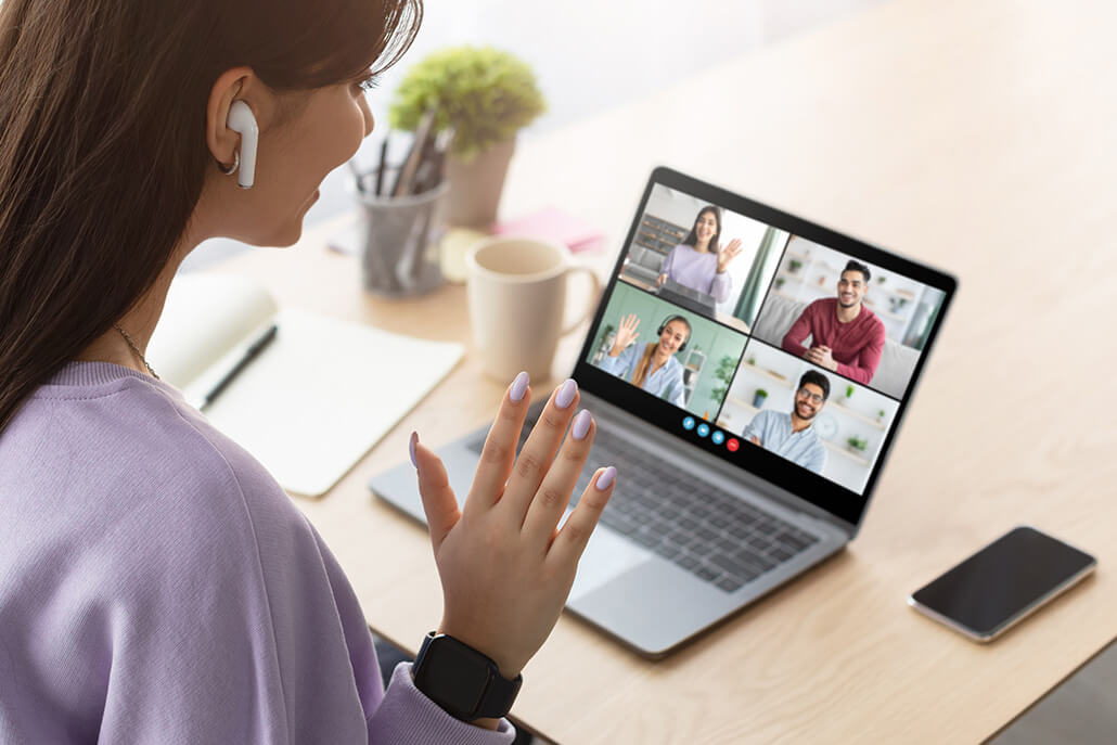 Woman in virtual group therapy